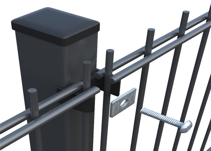 Maschendraht-Zaun PVCs installieren überzogener doppelter, das dauerhafte Metallmaschen-Fechten einfach